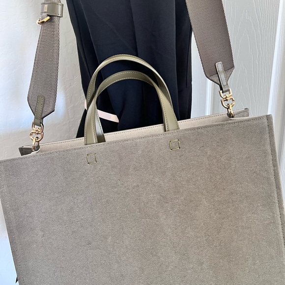 Givenchy Medium G-Tote Dark Khaki bag in canvas New With Tag and Dust Bag - Picture 5 of 10